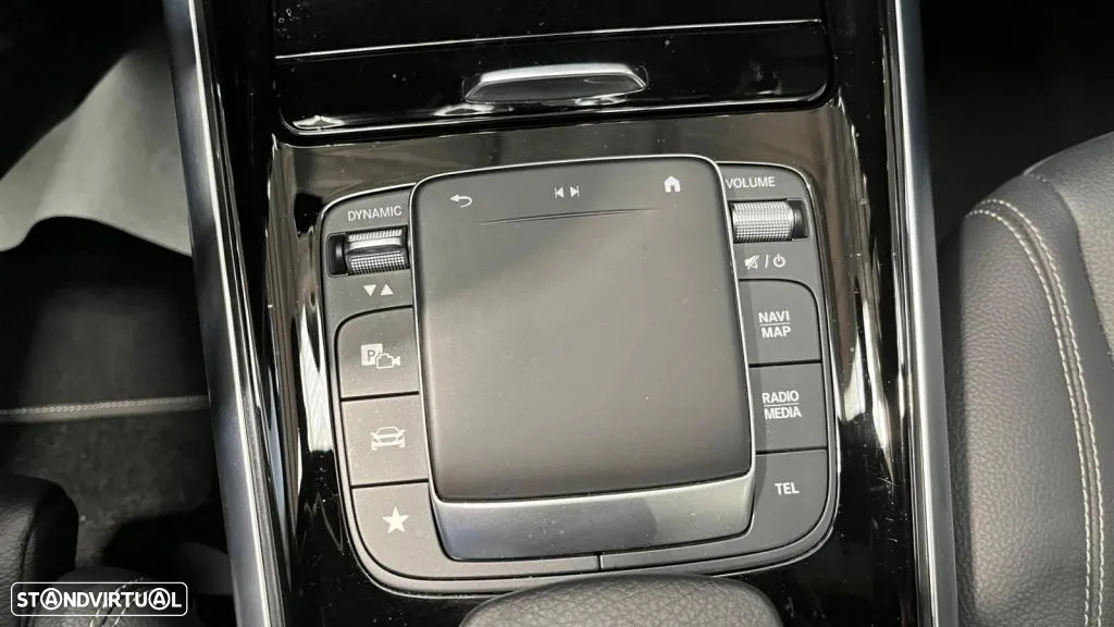 Mercedes-Benz GLA 250 e Progressive - 11