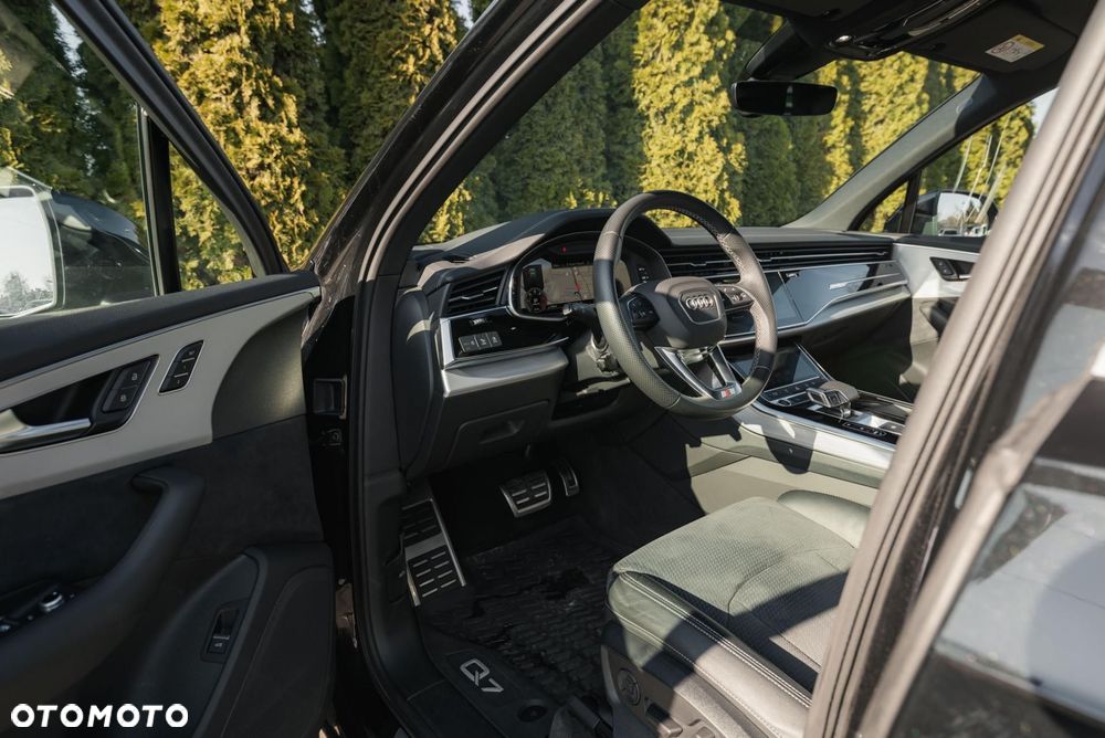 Audi Q7 - 9