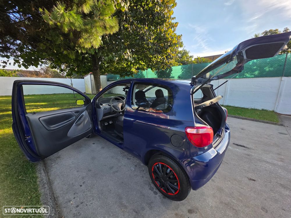 Toyota Yaris 1.0 Base - 10