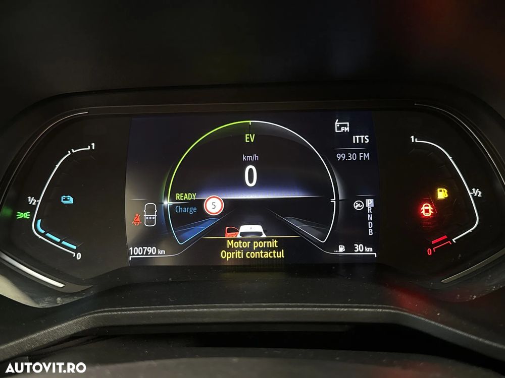 Renault Clio - 11