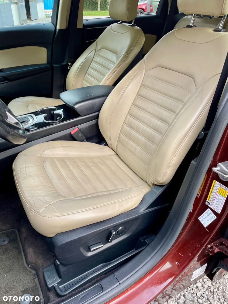 Ford Edge - 12
