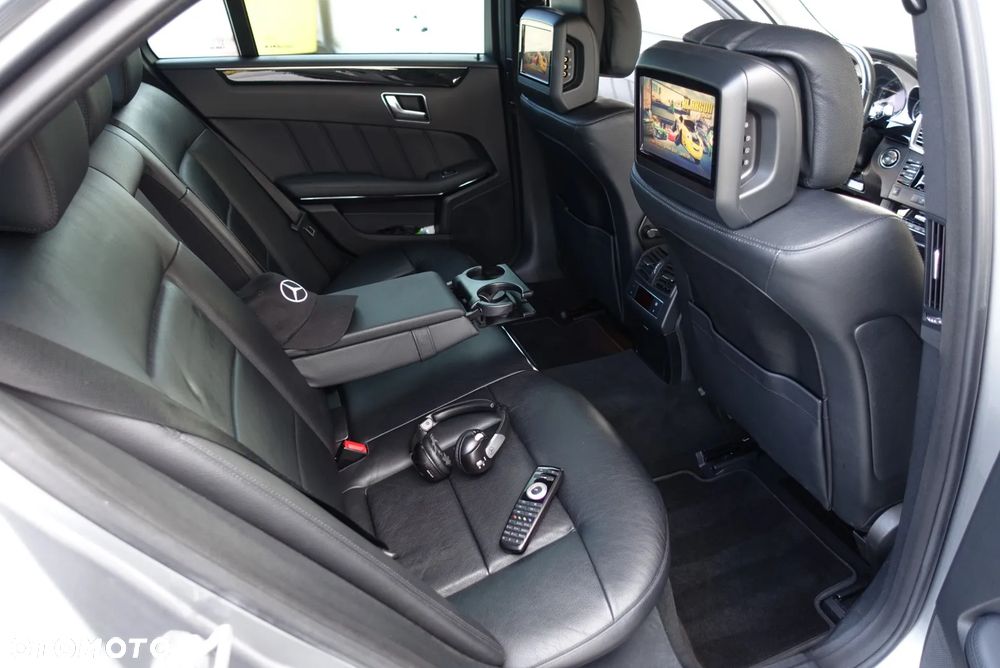Mercedes-Benz Klasa E 500 4-Matic BlueEff Avantgarde - 18
