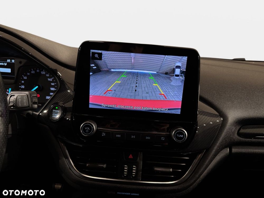Ford Fiesta - 16