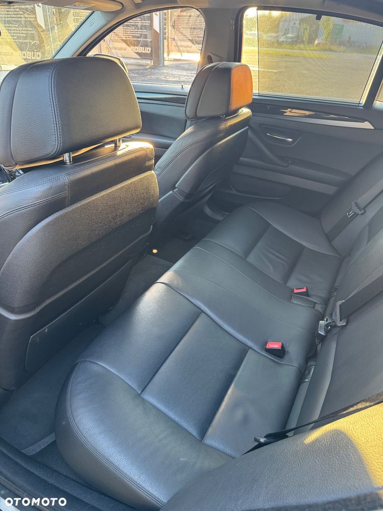 BMW Seria 5 530d xDrive Luxury Line - 20