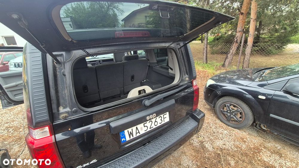 Jeep Commander - 12