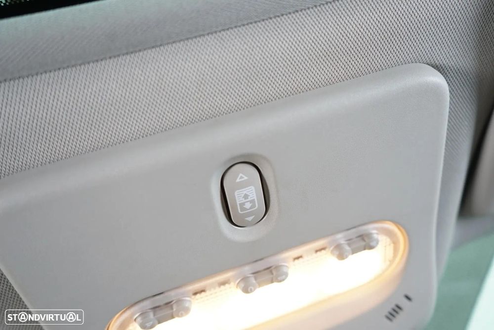 Nissan Qashqai 1.5 dCi N-Connecta Business - 34