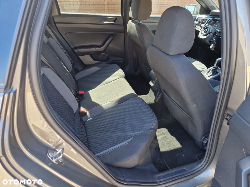 Volkswagen Polo 1.5 TSI Highline DSG - 14