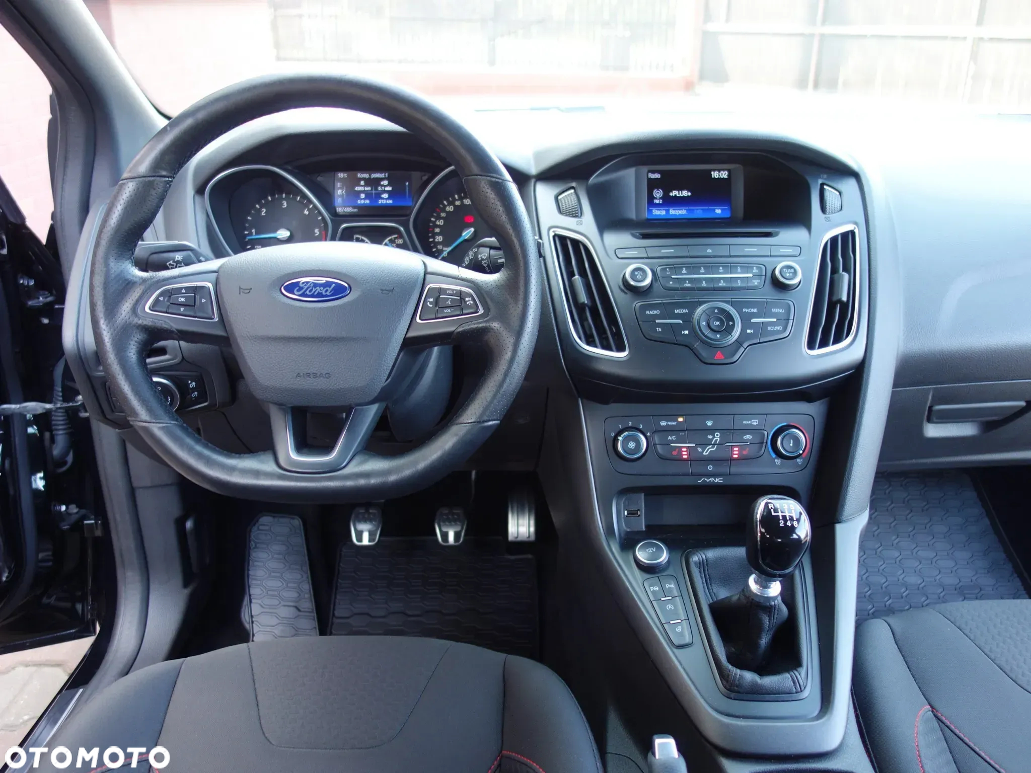 Ford Focus 2.0 TDCi ST-Line ASS - 25