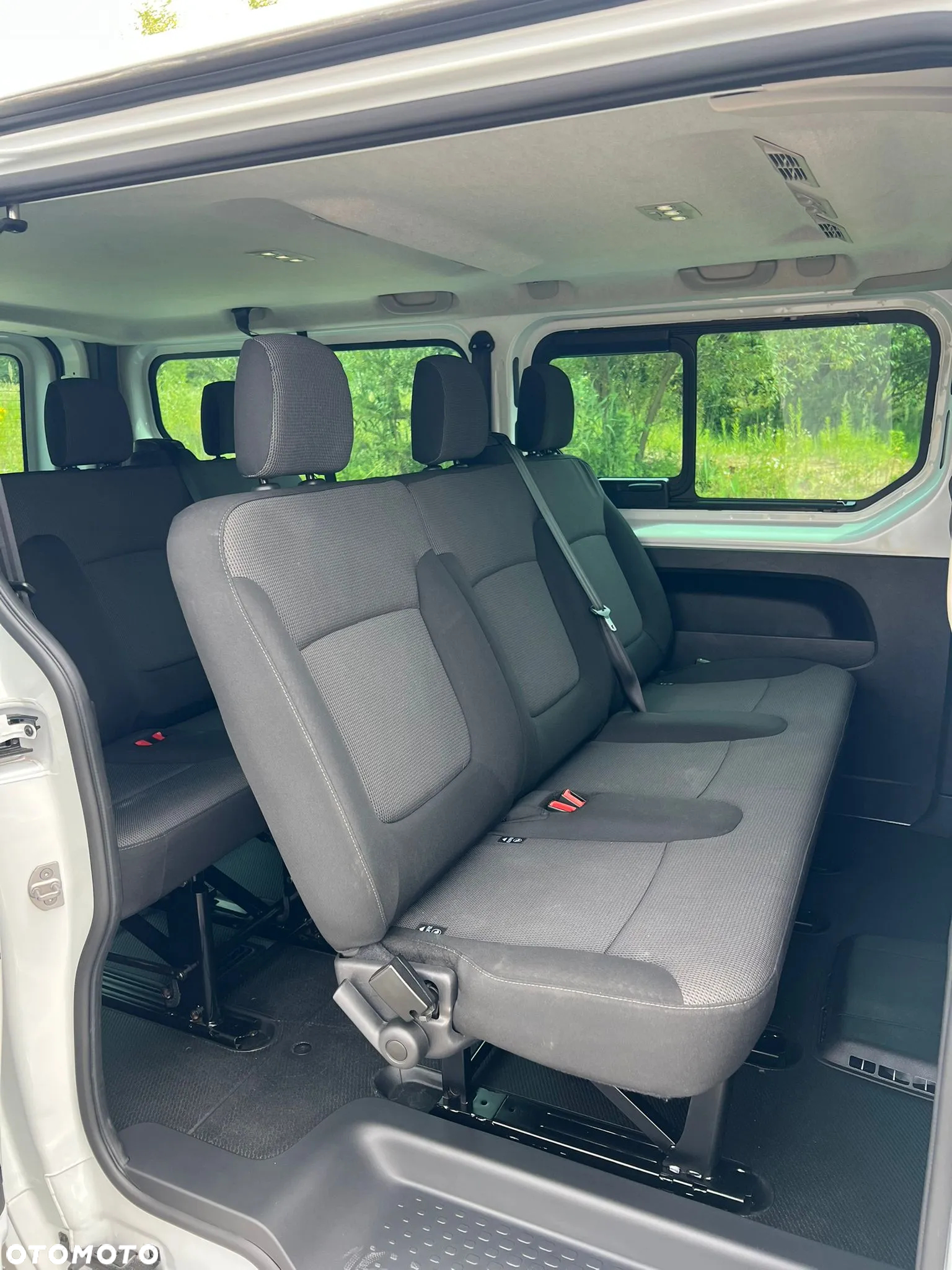 Renault Trafic Kombi 2.0 Blue dCi L2 Pack Clim EDC - 17