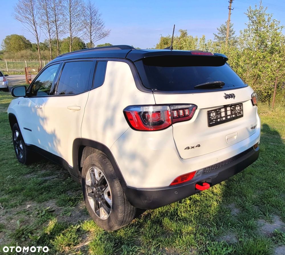 Jeep Compass - 14