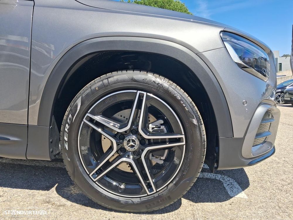 Mercedes-Benz GLB 180 d AMG Line - 4