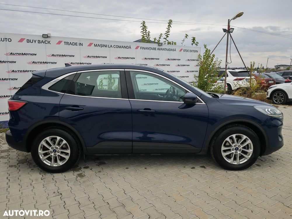 Ford Kuga - 4
