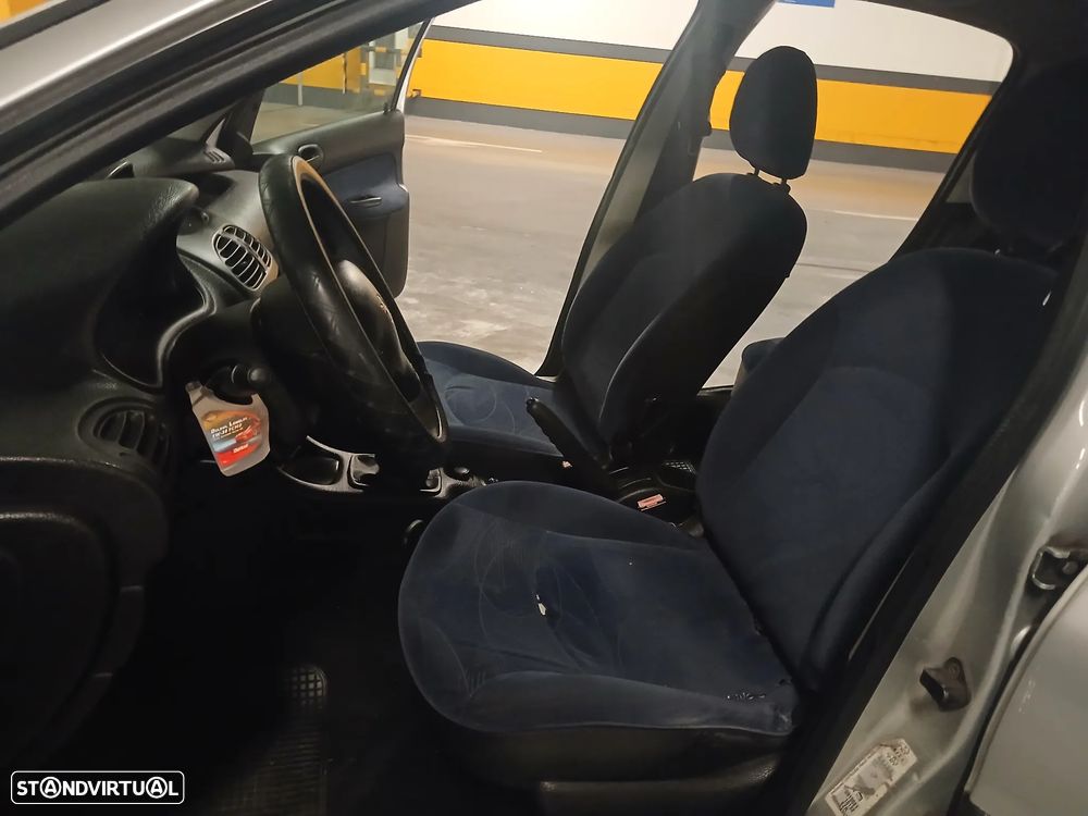 Peugeot 206 - 7