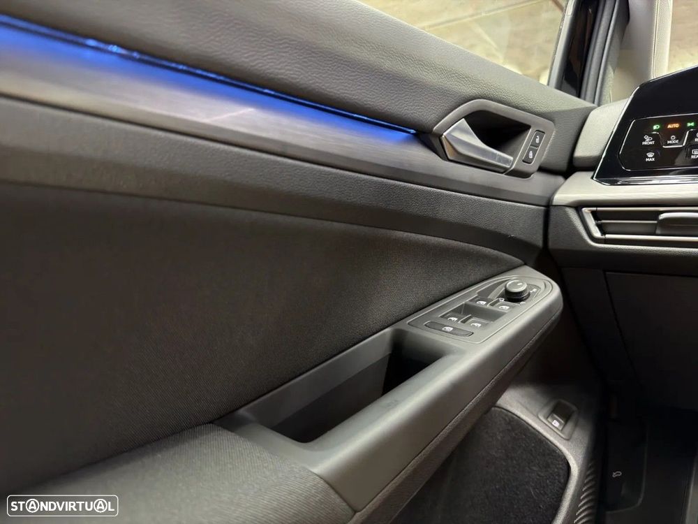 Volkswagen Golf 1.4 TSI e-Hybrid DSG — fotografia 10