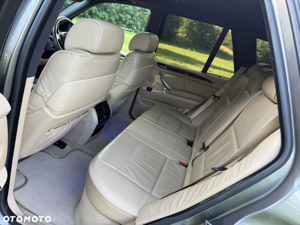 BMW X5 - 7