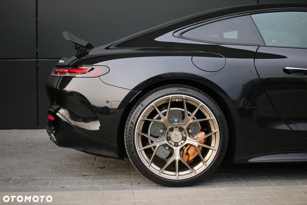 Mercedes-Benz AMG GT - 14