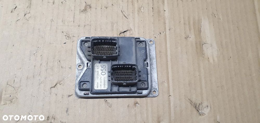 Komputer sterownik silnika Alfa Romeo 156 2.0 16V 0261204270 - 1
