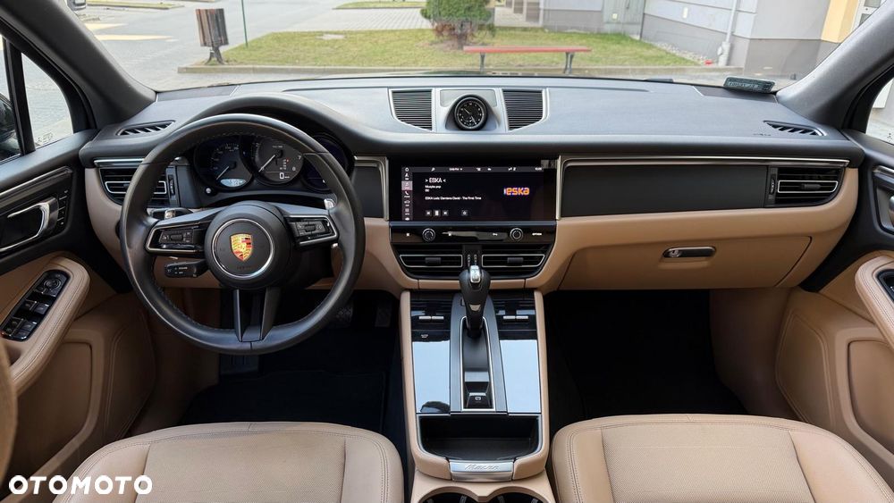 Porsche Macan Standard - 27