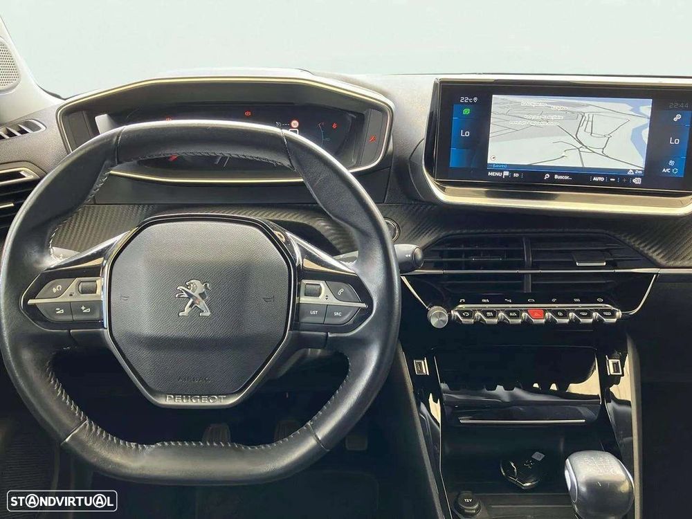 Peugeot 2008 1.2 PureTech Allure - 12