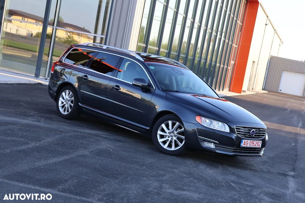 Volvo V70 D2 Geartronic Powershift Summum - 2