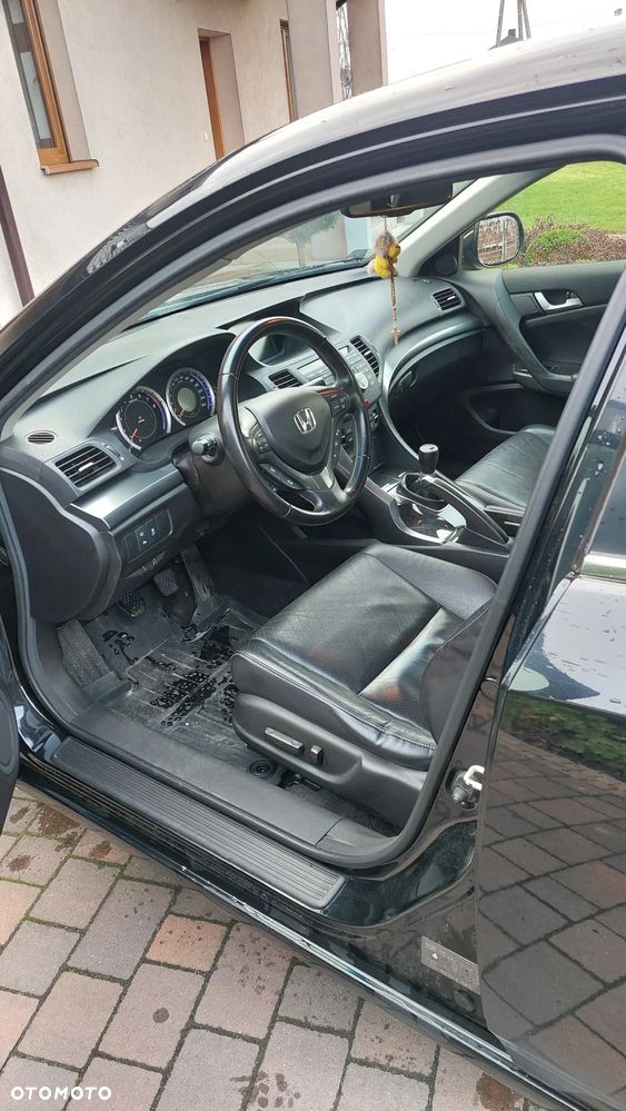 Honda Accord 2.0 Executive Navi - 12