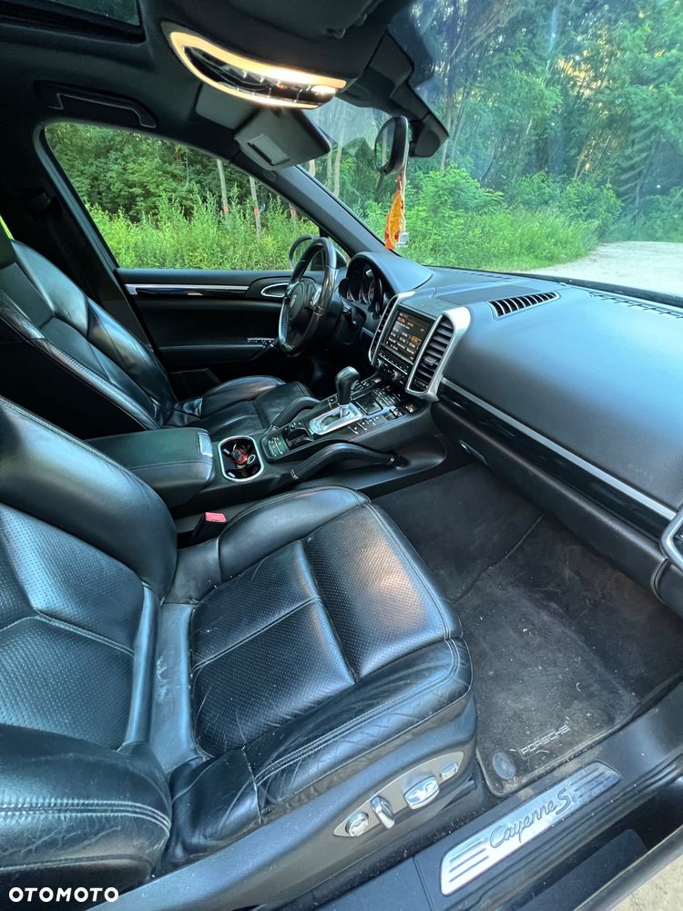 Porsche Cayenne S - 36