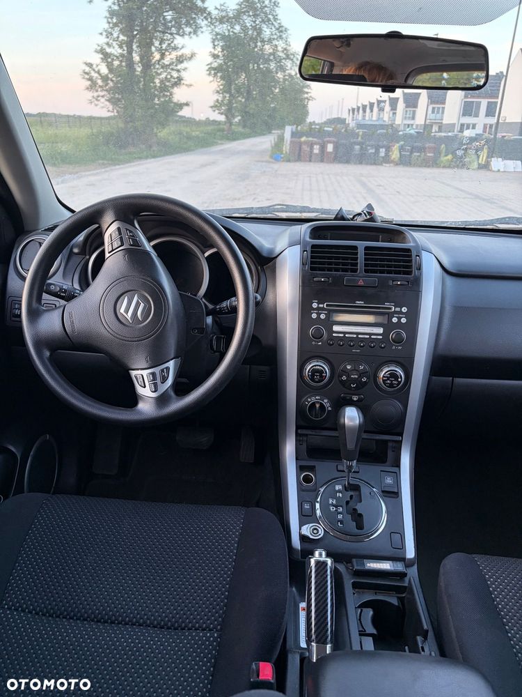 Suzuki Grand Vitara 2.0 Automatik Comfort - 5
