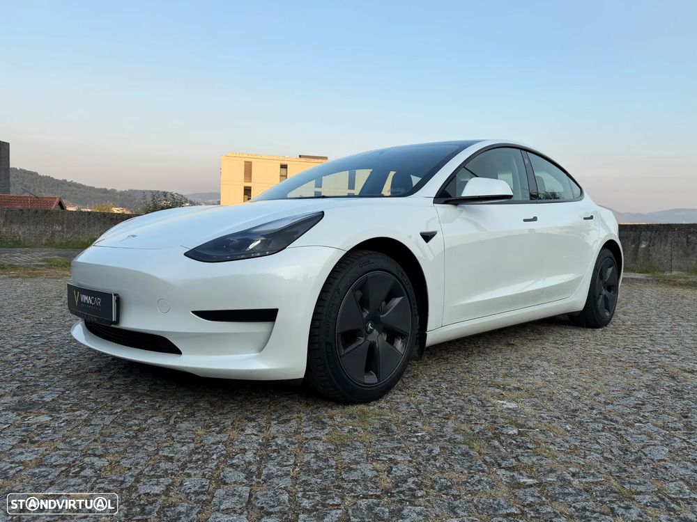 Tesla Model 3 RWD - 11