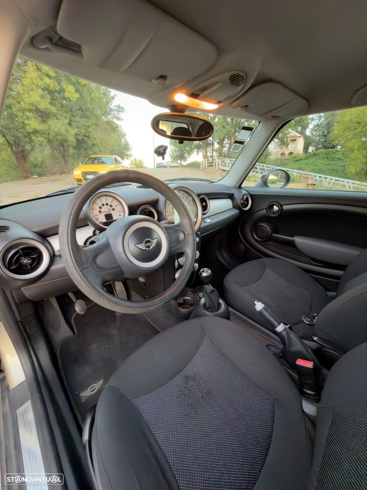 MINI Clubman Cooper D - 6