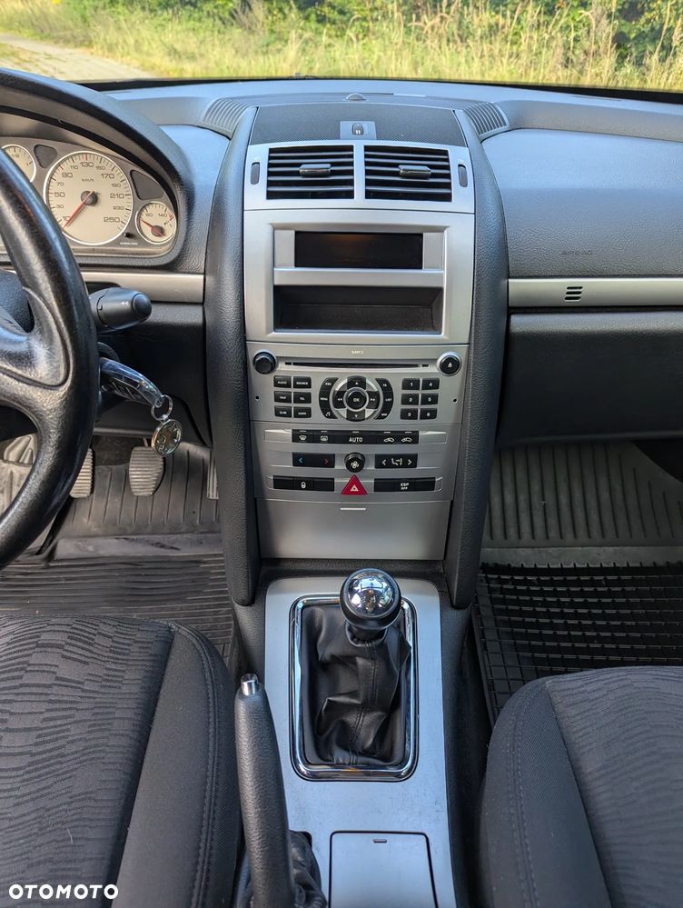 Peugeot 407 - 17