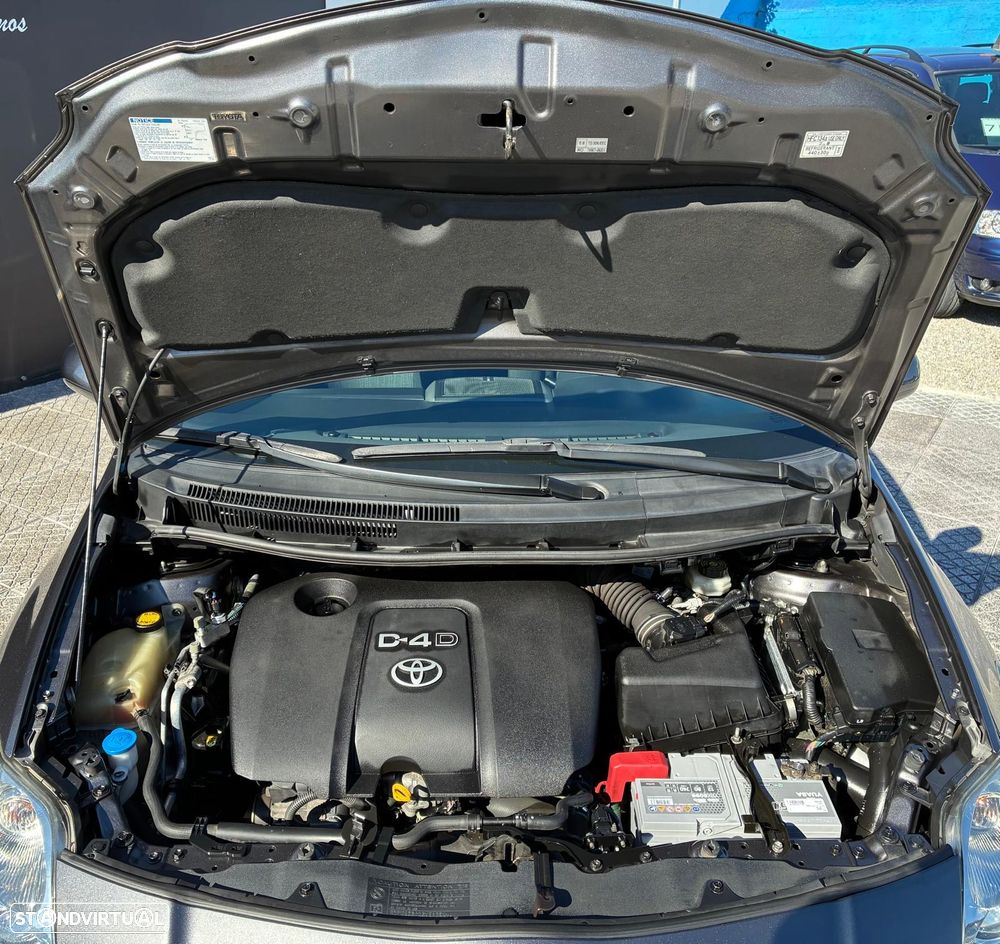 Toyota Auris 1.4 D-4D Comfort+VSC - 16