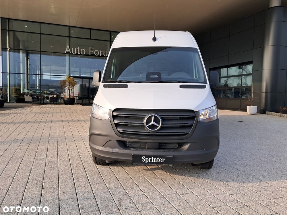 Mercedes-Benz Sprinter - 3