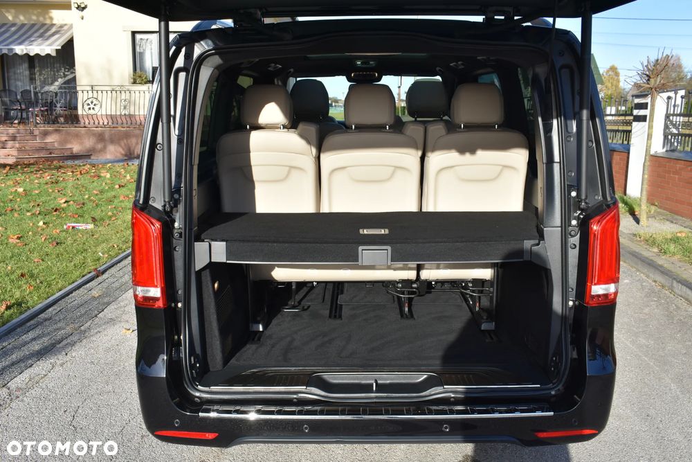 Mercedes-Benz Klasa V 300 d 4-Matic Exclusive 9G-Tronic (d³ugi) - 32