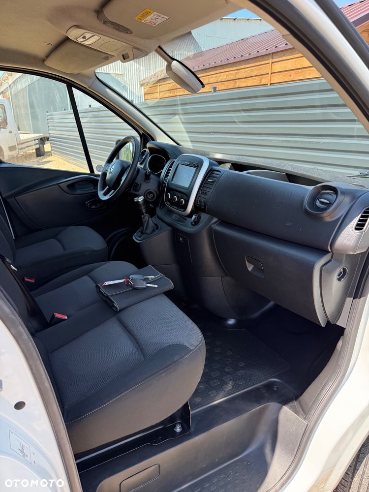 Renault Trafic - 28