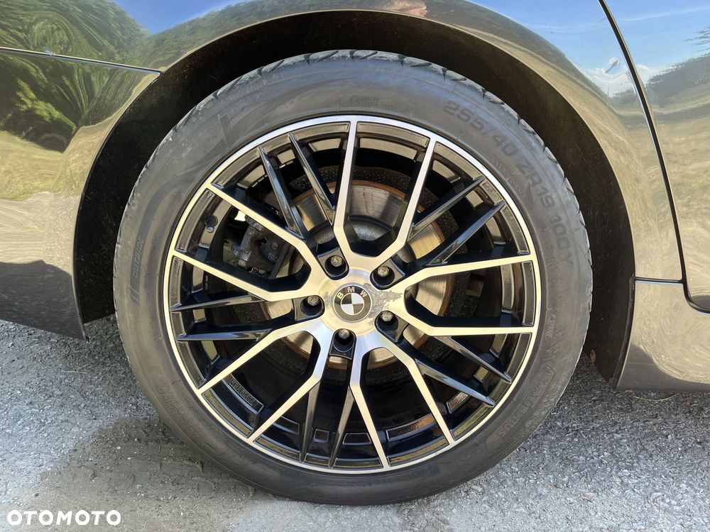 BMW Seria 5 523i - 9