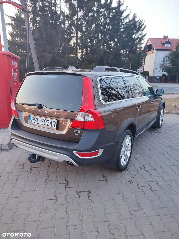 Volvo XC 70 D5 AWD Summum - 4