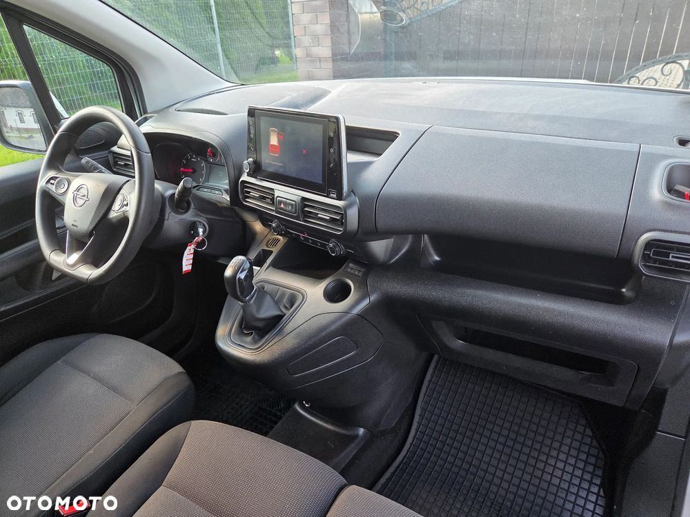 Opel COMBO - 8