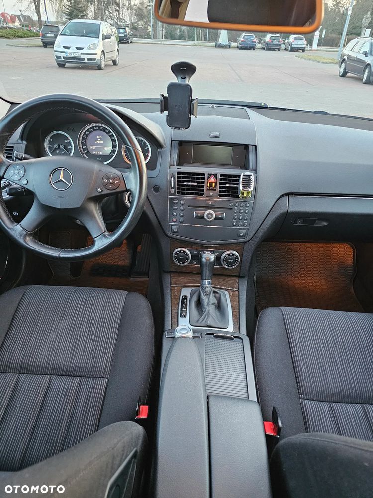 Mercedes-Benz Klasa C - 16