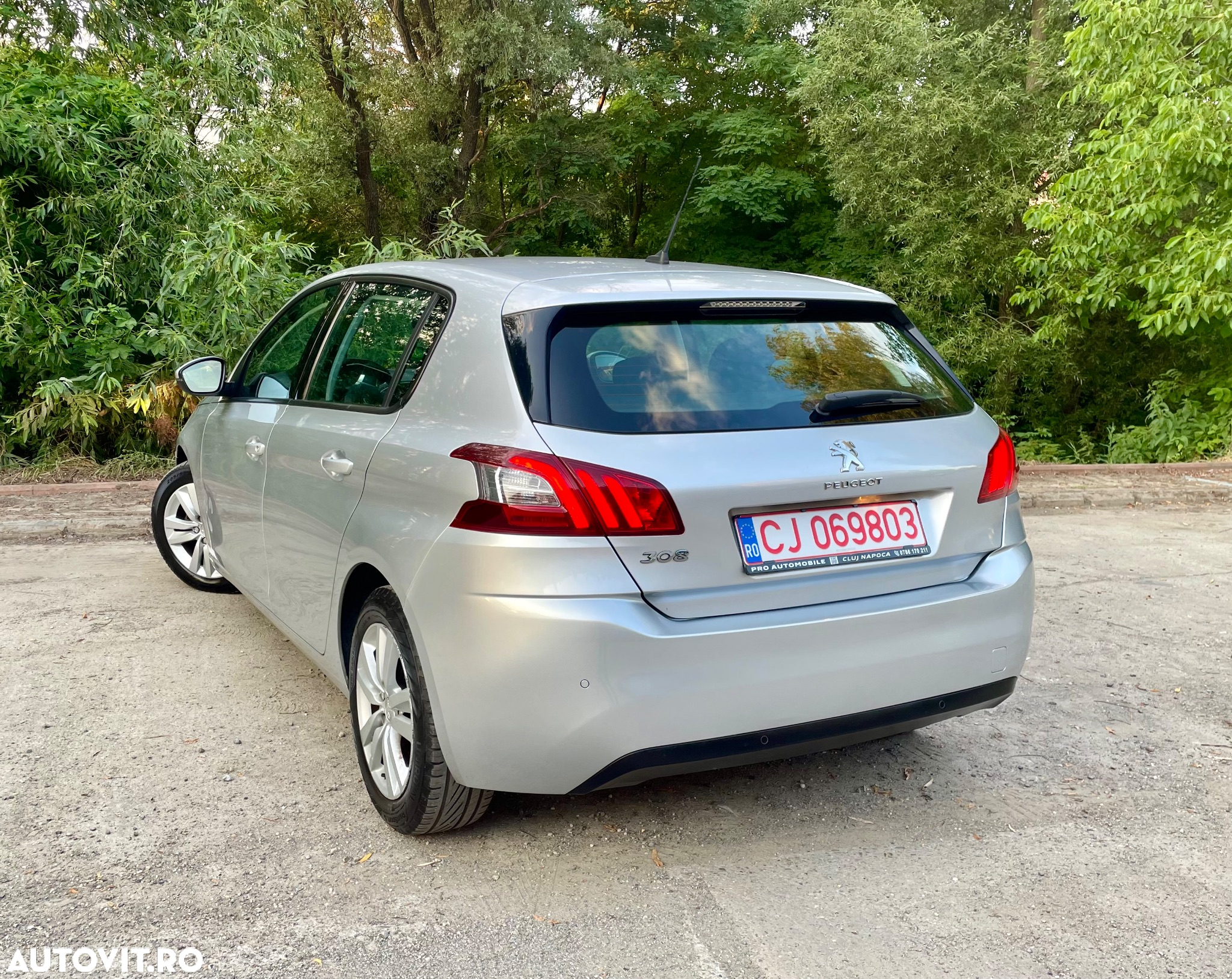 Peugeot 308 e-HDi FAP 115 Stop&Start Access - 29