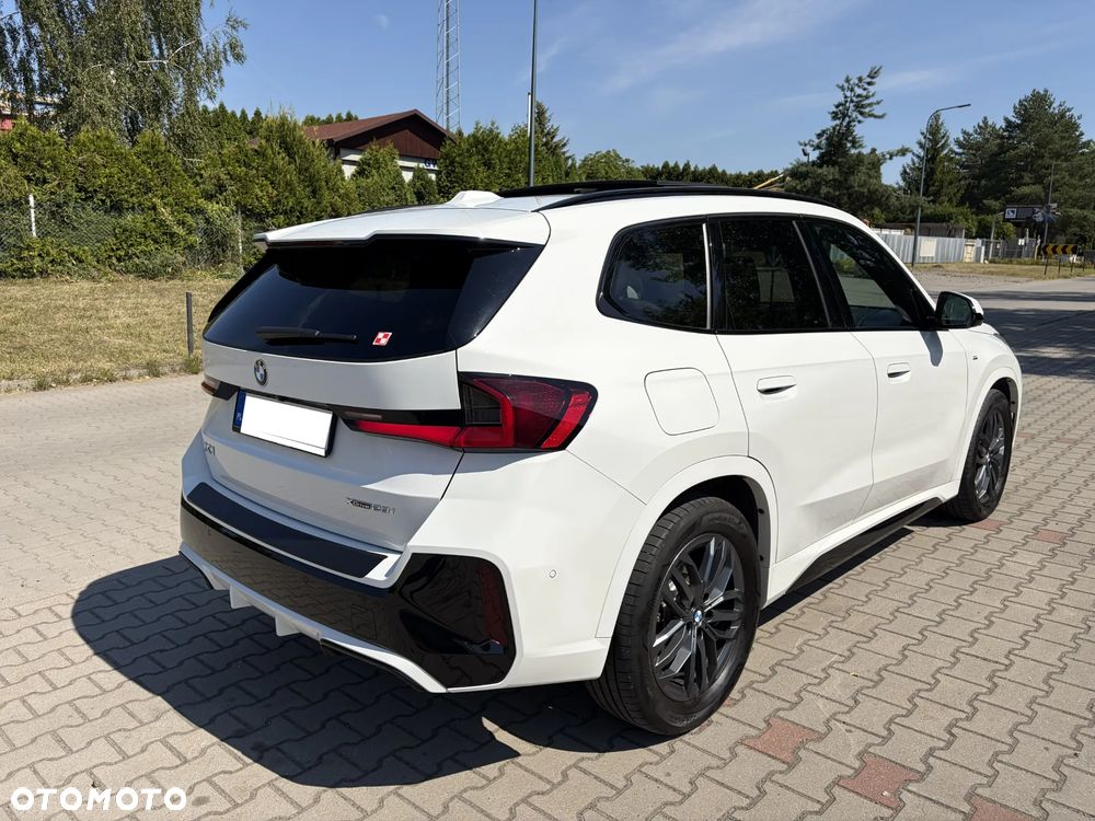 BMW X1 xDrive23i mHEV M Sport - 3