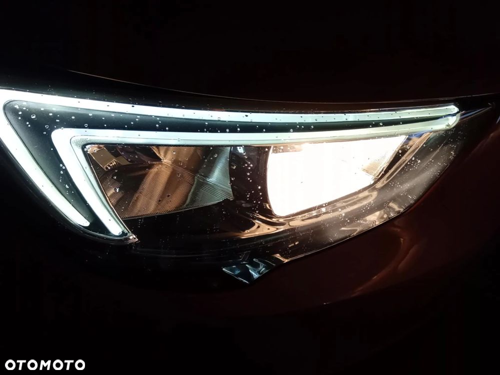 Opel Crossland X - 19