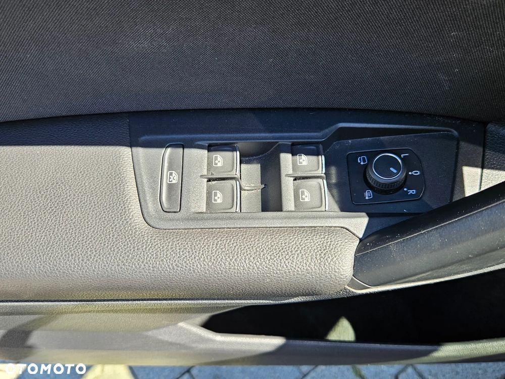 Volkswagen Tiguan 2.0 TDI SCR 4MotION DSG Elegance - 29