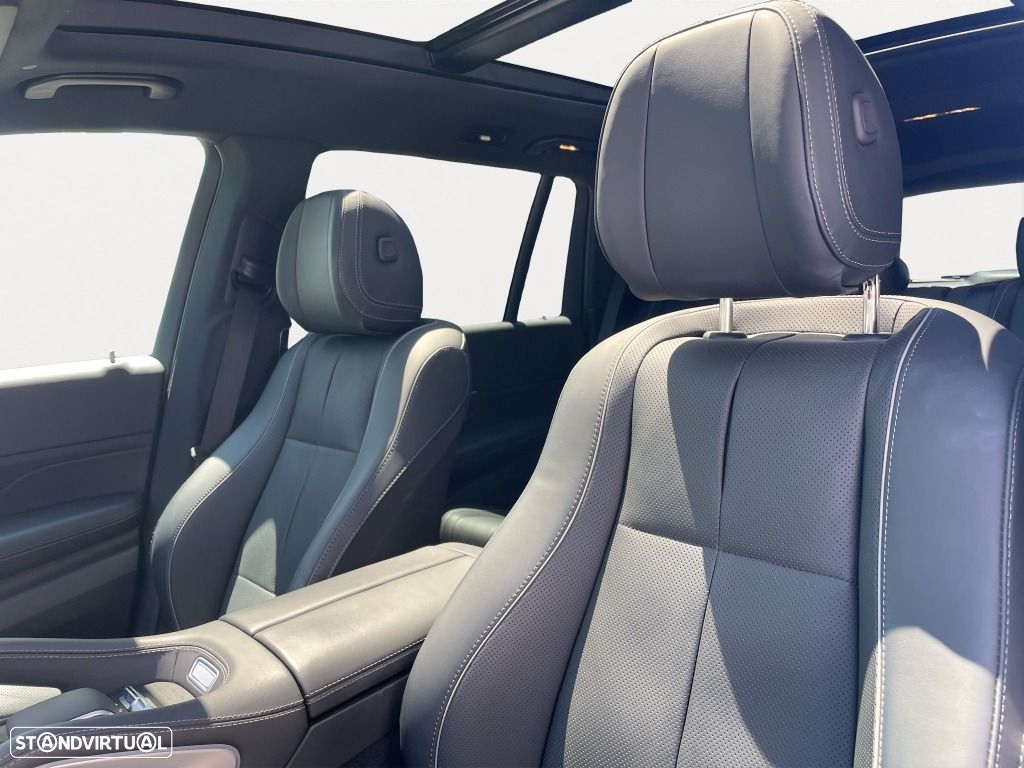 Mercedes-Benz GLS 450 d 4Matic - 9