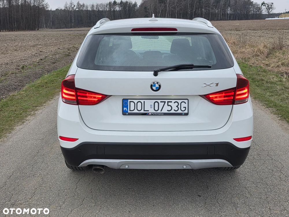 BMW X1 sDrive18d xLine - 9