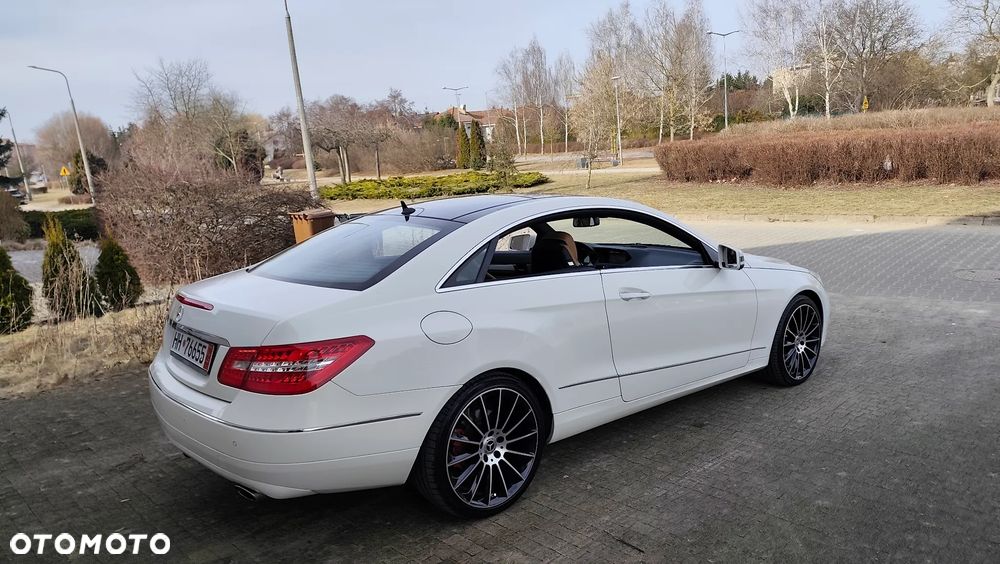 Mercedes-Benz Klasa E 320 CDI Avantgarde - 22