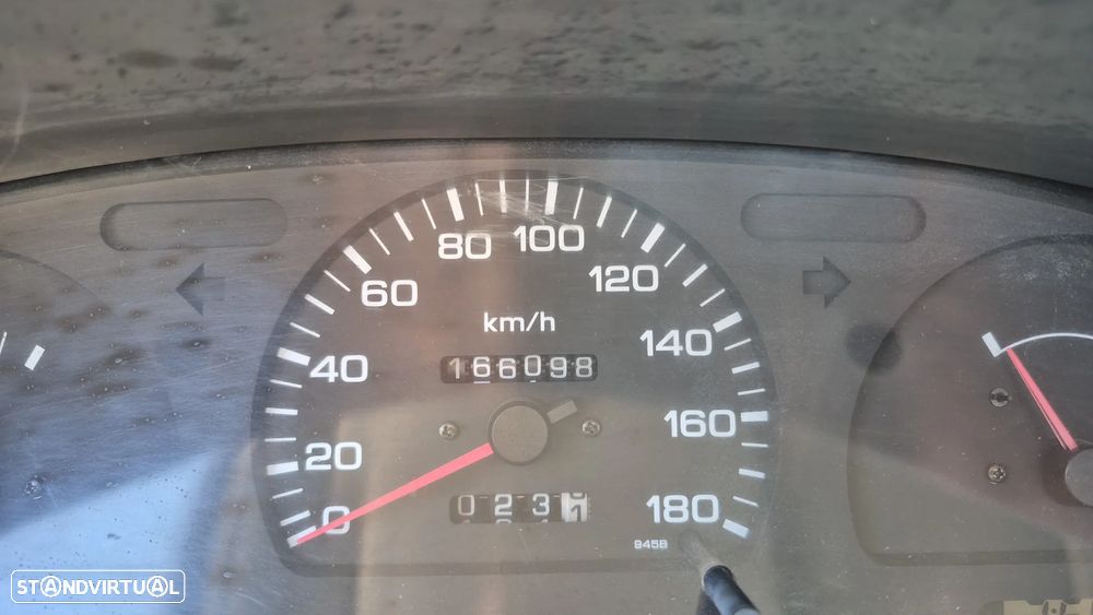 Nissan Pick Up 2.5 D Forest II - 9