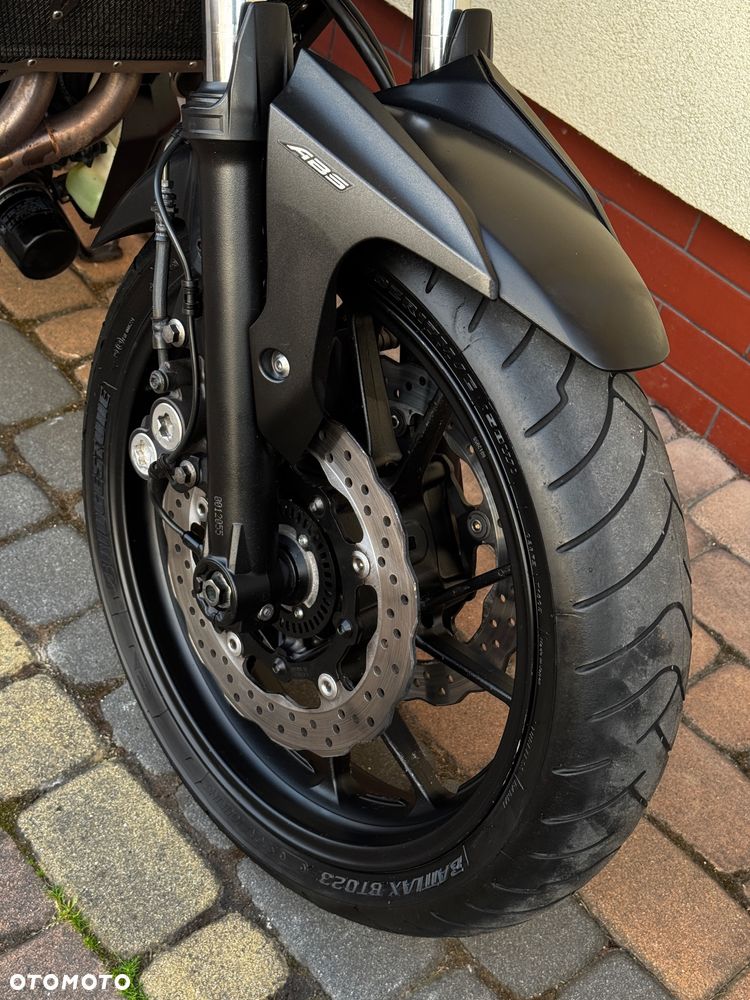 Yamaha MT - 11