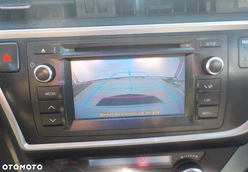 Toyota Auris - 23