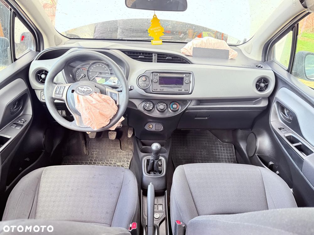 Toyota Yaris 1.0 Active - 8