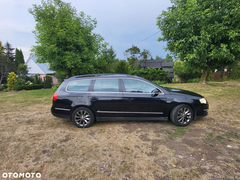 Volkswagen Passat 2.0 TDI DPF BlueMotion Technology Comfortline - 3